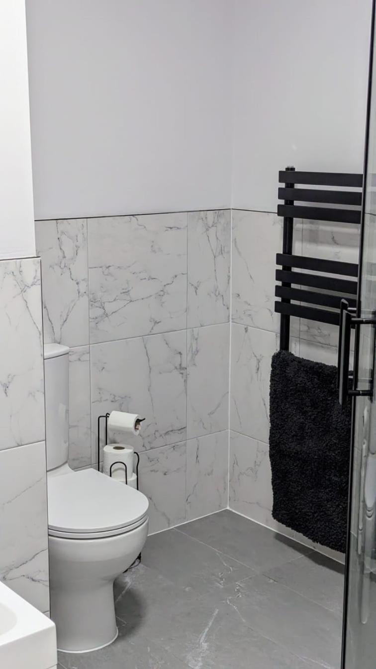 Luxury & Stylish Ground Floor 1bed Apartment, 5 Minutes Walk To Crystal Palace Train Station Appartement